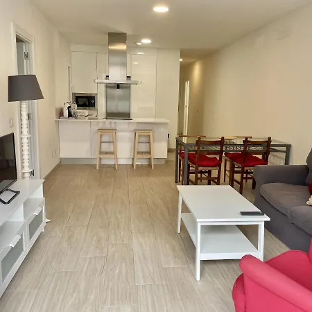 Apartamento En Las Canteras Con Parking