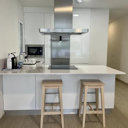 Apartamento En Las Canteras Con Parking *